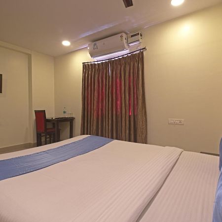 Hotel Ns Royal Emirates With 3Hr Early Check In حيدر أباد المظهر الخارجي الصورة