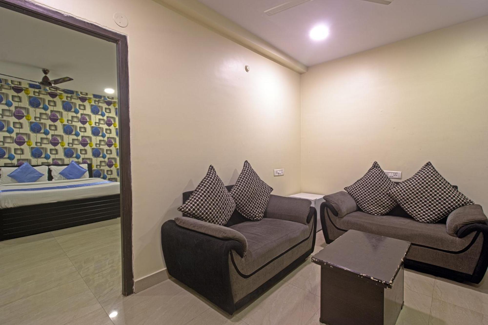 Hotel Ns Royal Emirates With 3Hr Early Check In حيدر أباد المظهر الخارجي الصورة